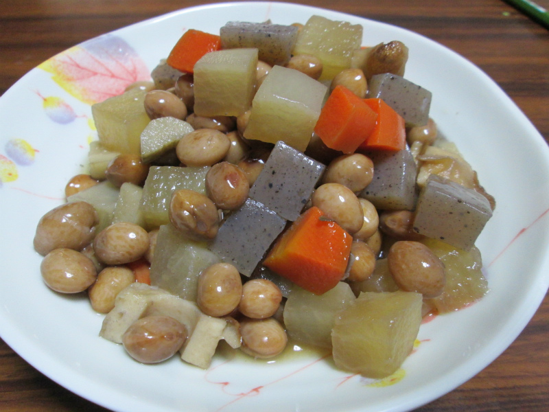 おつぼ（豆と野菜の煮物）